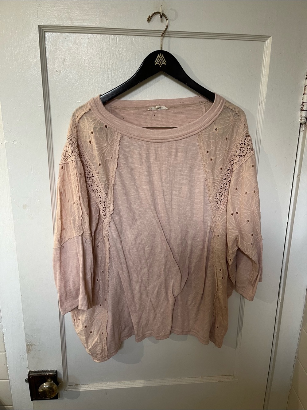 EASEL Los Angeles Blush Pink Eyelet Patchwork Lace Top Boho EUC Size Large